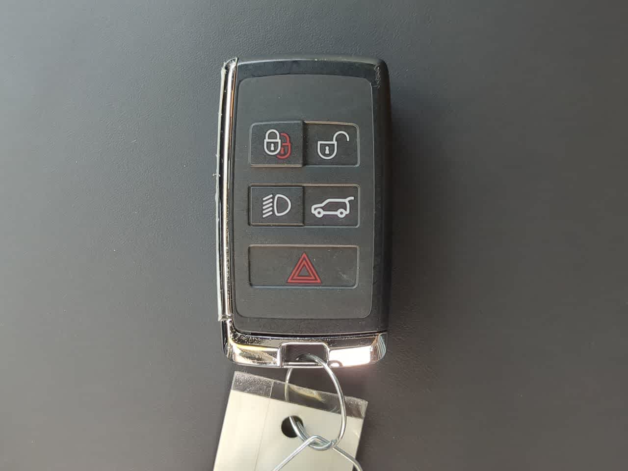 Thumbnail: 2025 Land Rover Range Rover Sport - 38