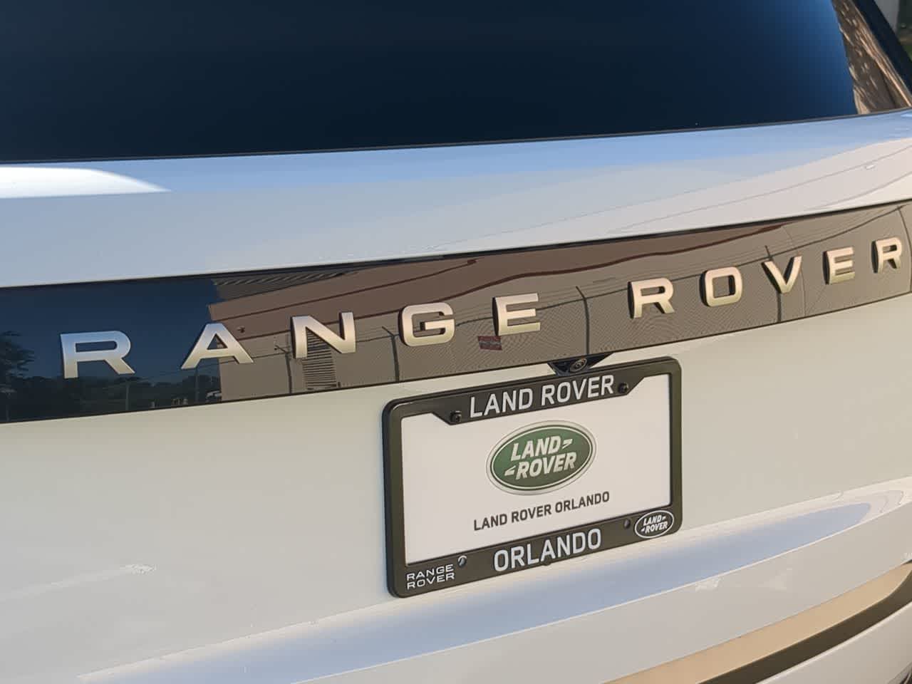 Thumbnail: 2025 Land Rover Range Rover - 13