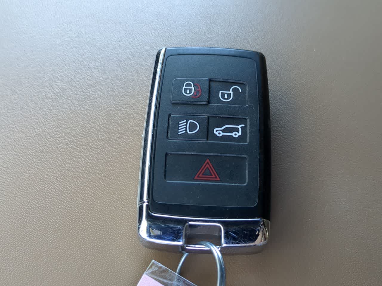 Thumbnail: 2025 Land Rover Range Rover Sport - 38