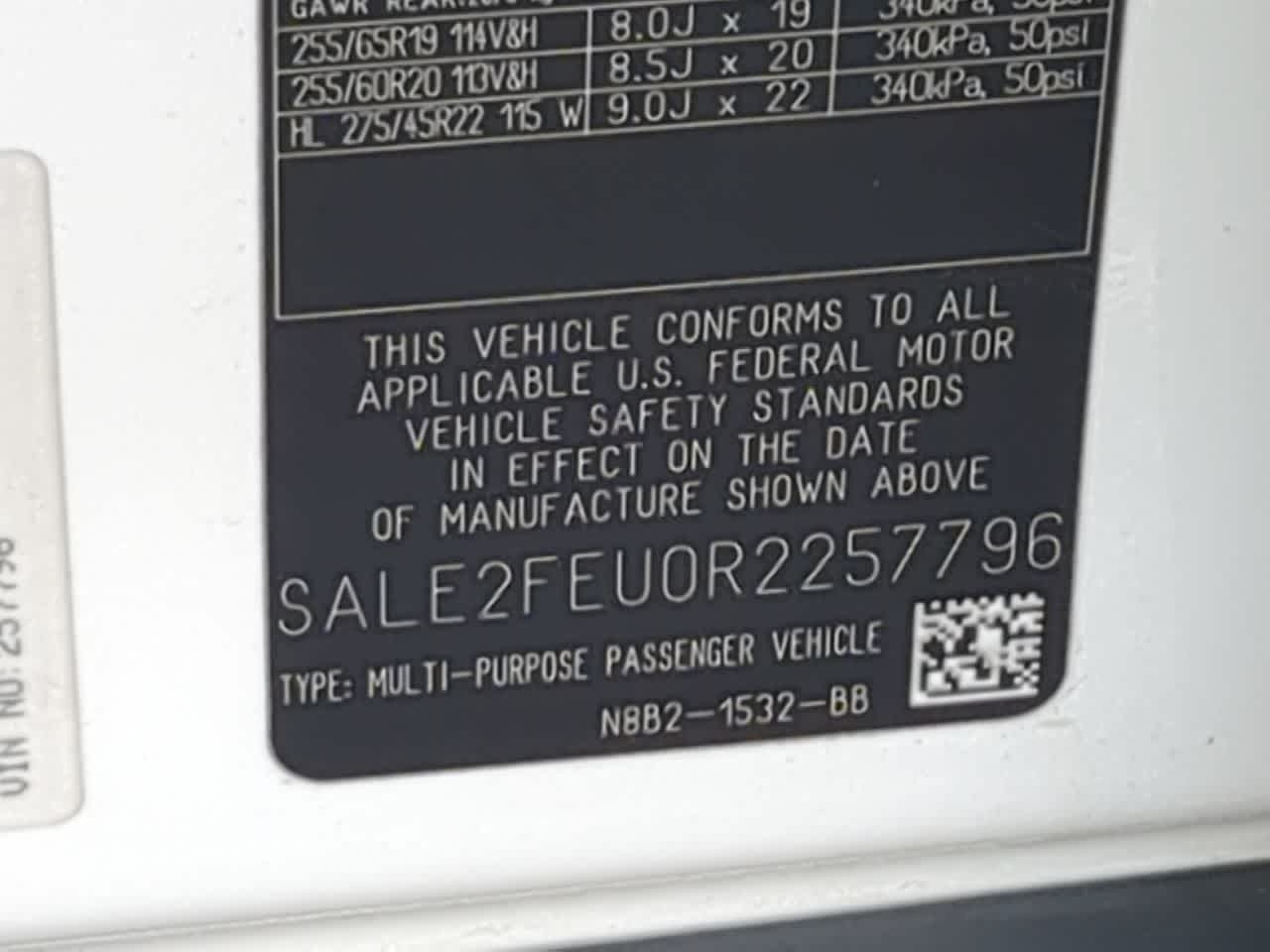 Thumbnail: 2024 Land Rover Defender - 39