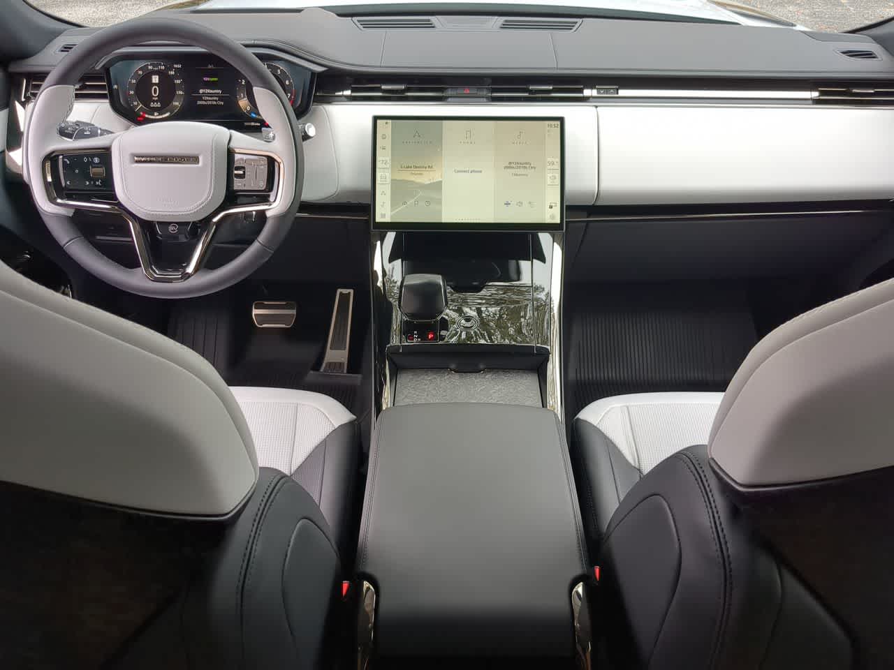 Thumbnail: 2026 Land Rover Range Rover Sport - 15