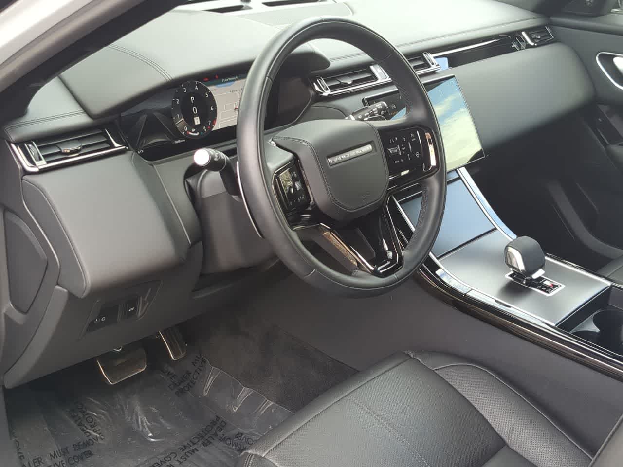 Thumbnail: 2026 Land Rover Range Rover Velar - 10