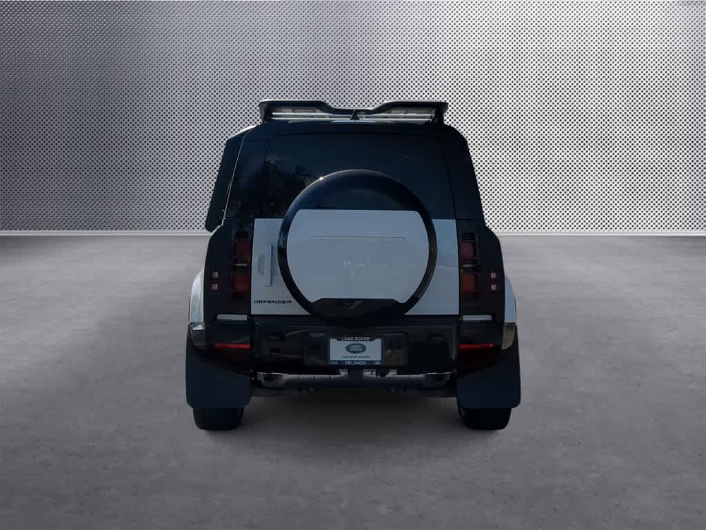 Thumbnail: 2025 Land Rover Defender - 7