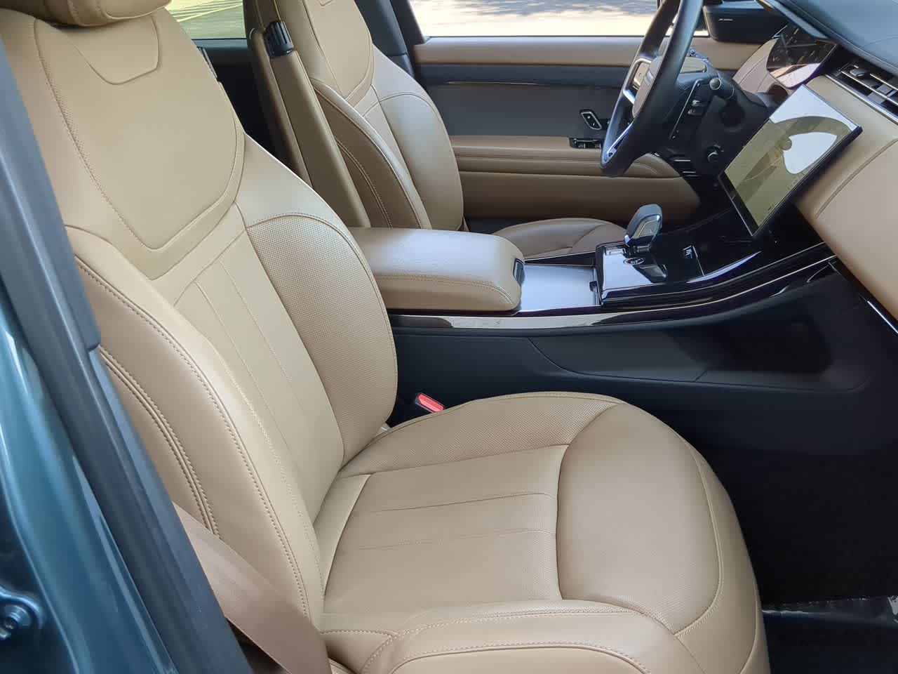 Thumbnail: 2025 Land Rover Range Rover Sport - 22