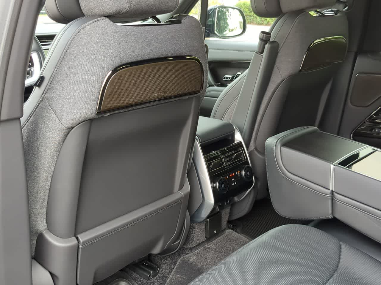 Thumbnail: 2026 Land Rover Range Rover - 19