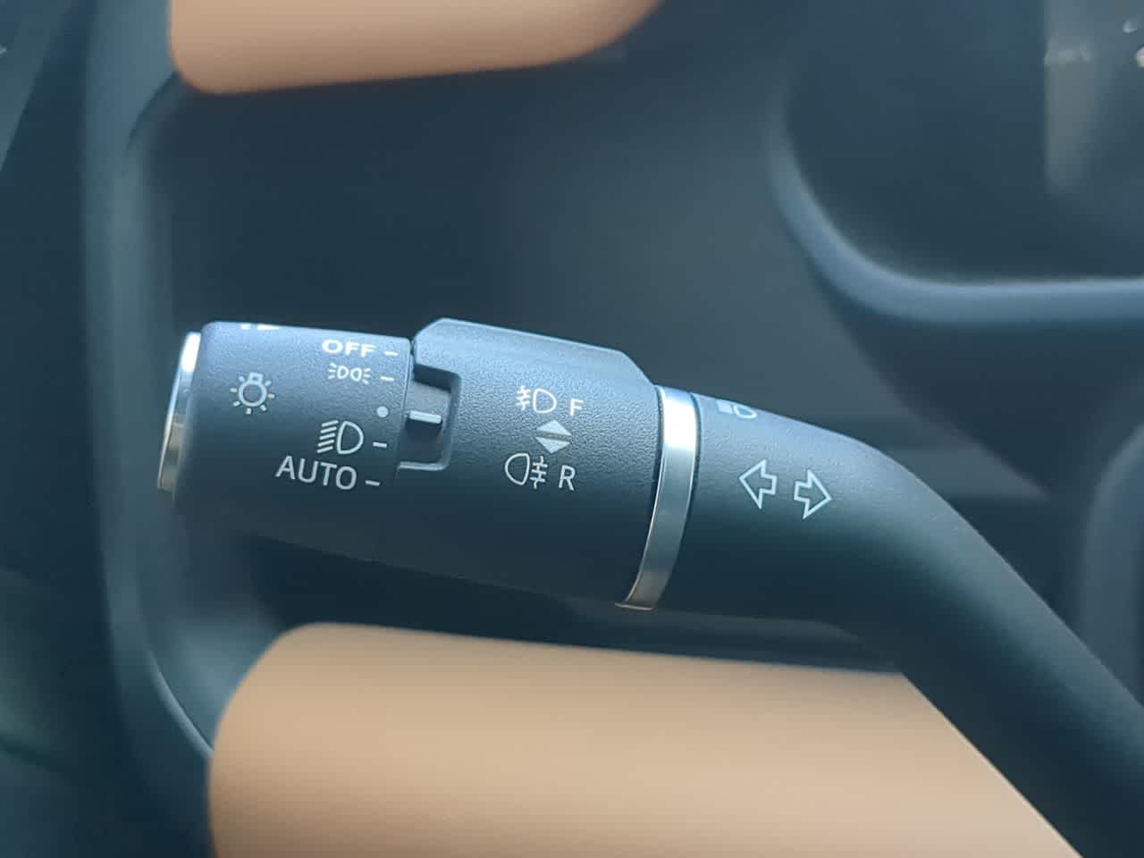 Thumbnail: 2024 Land Rover Defender - 27