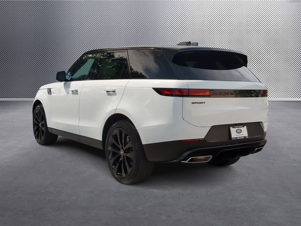 Thumbnail: 2025 Land Rover Range Rover Sport - 6