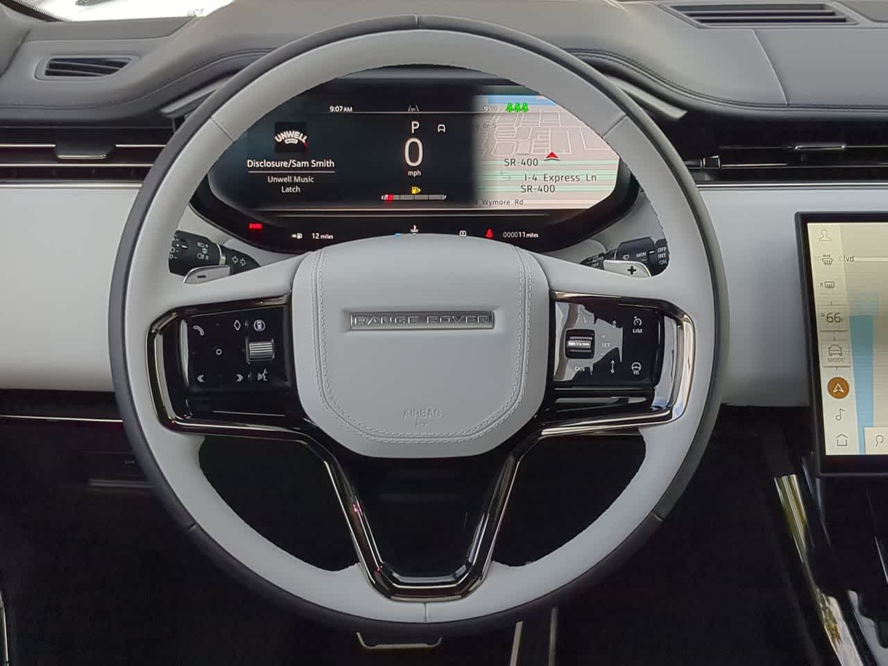 Thumbnail: 2025 Land Rover Range Rover Sport - 24