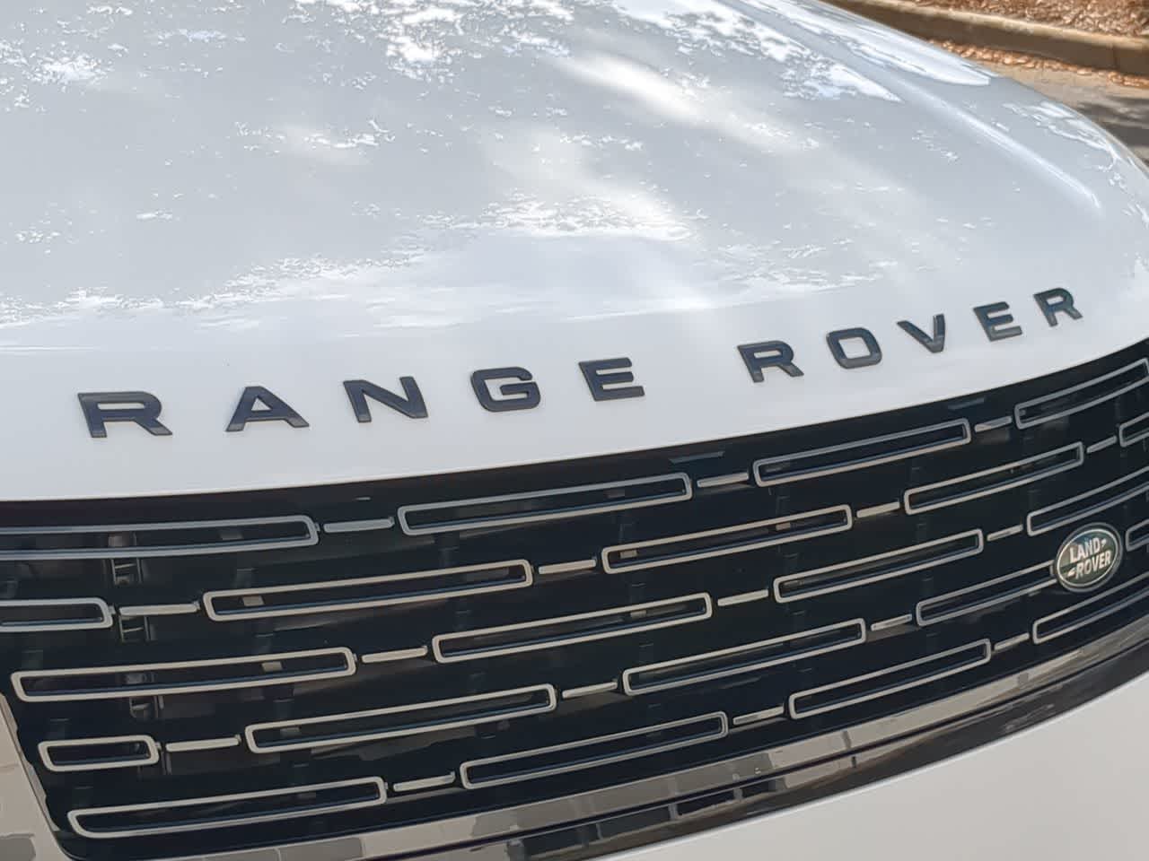 Thumbnail: 2026 Land Rover Range Rover - 13