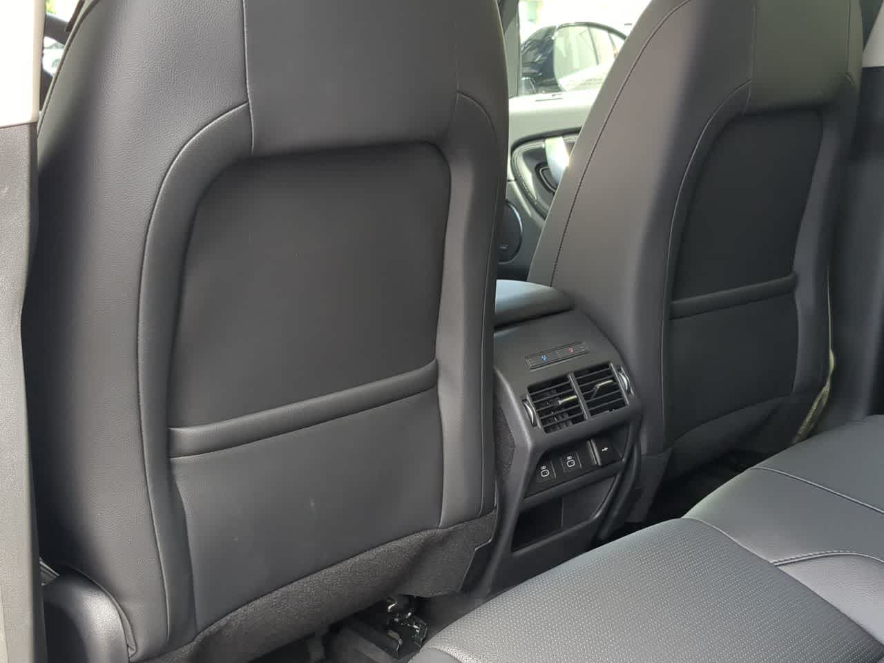 Thumbnail: 2025 Land Rover Discovery Sport - 19