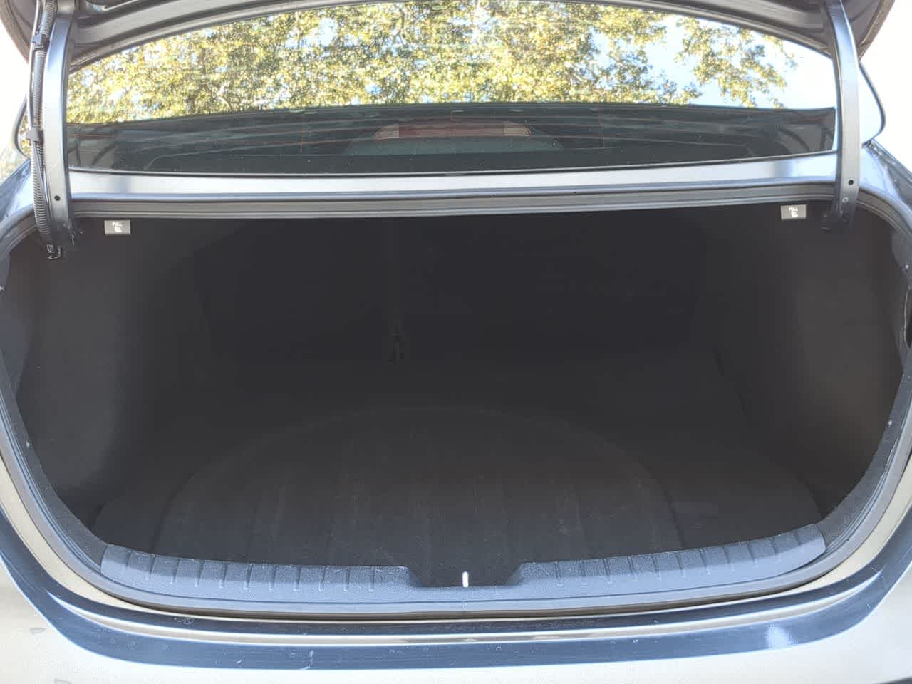 Thumbnail: 2020 Kia Forte - 32