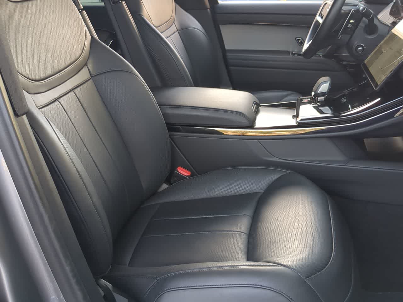 Thumbnail: 2025 Land Rover Range Rover Sport - 24