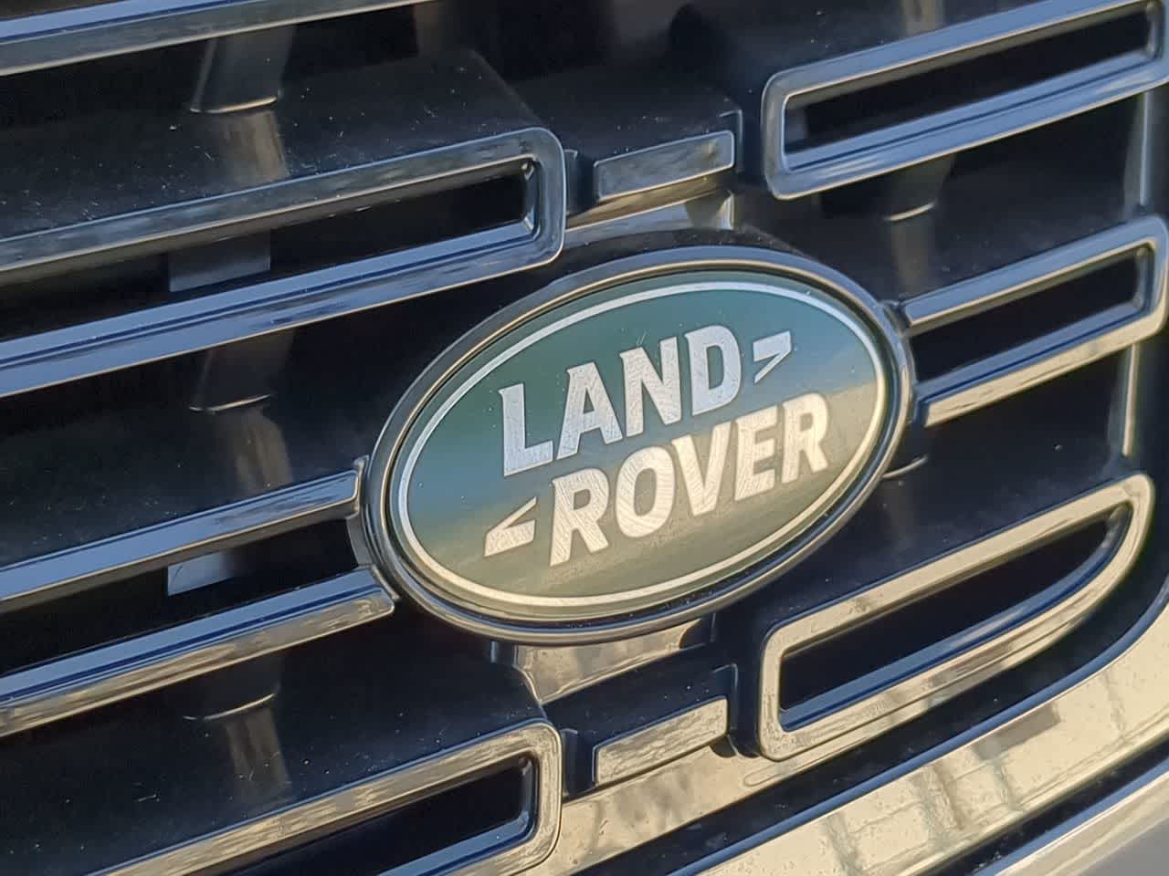 Thumbnail: 2025 Land Rover Range Rover Sport - 11