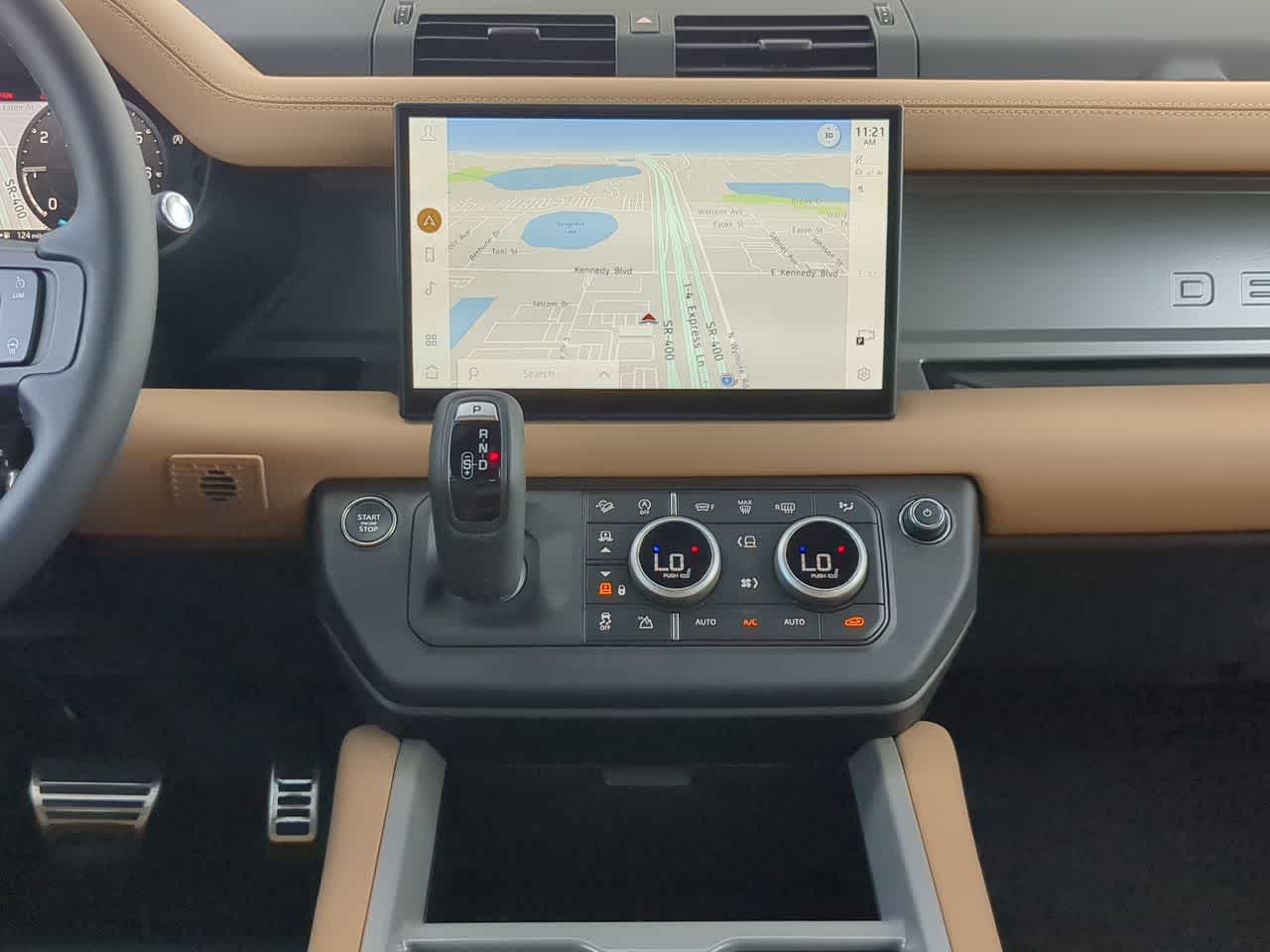 Thumbnail: 2025 Land Rover Defender - 30