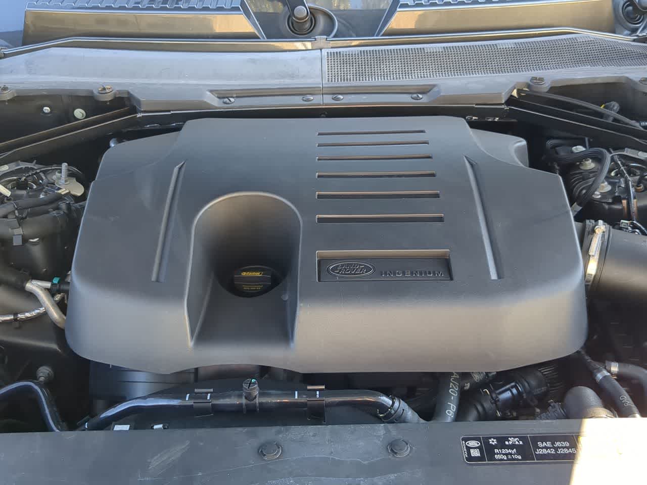 Thumbnail: 2022 Land Rover Defender - 15