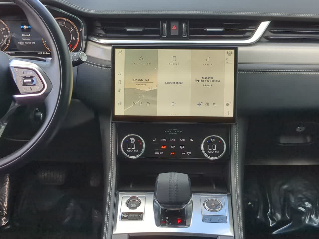 Thumbnail: 2025 Jaguar F-Pace - 28