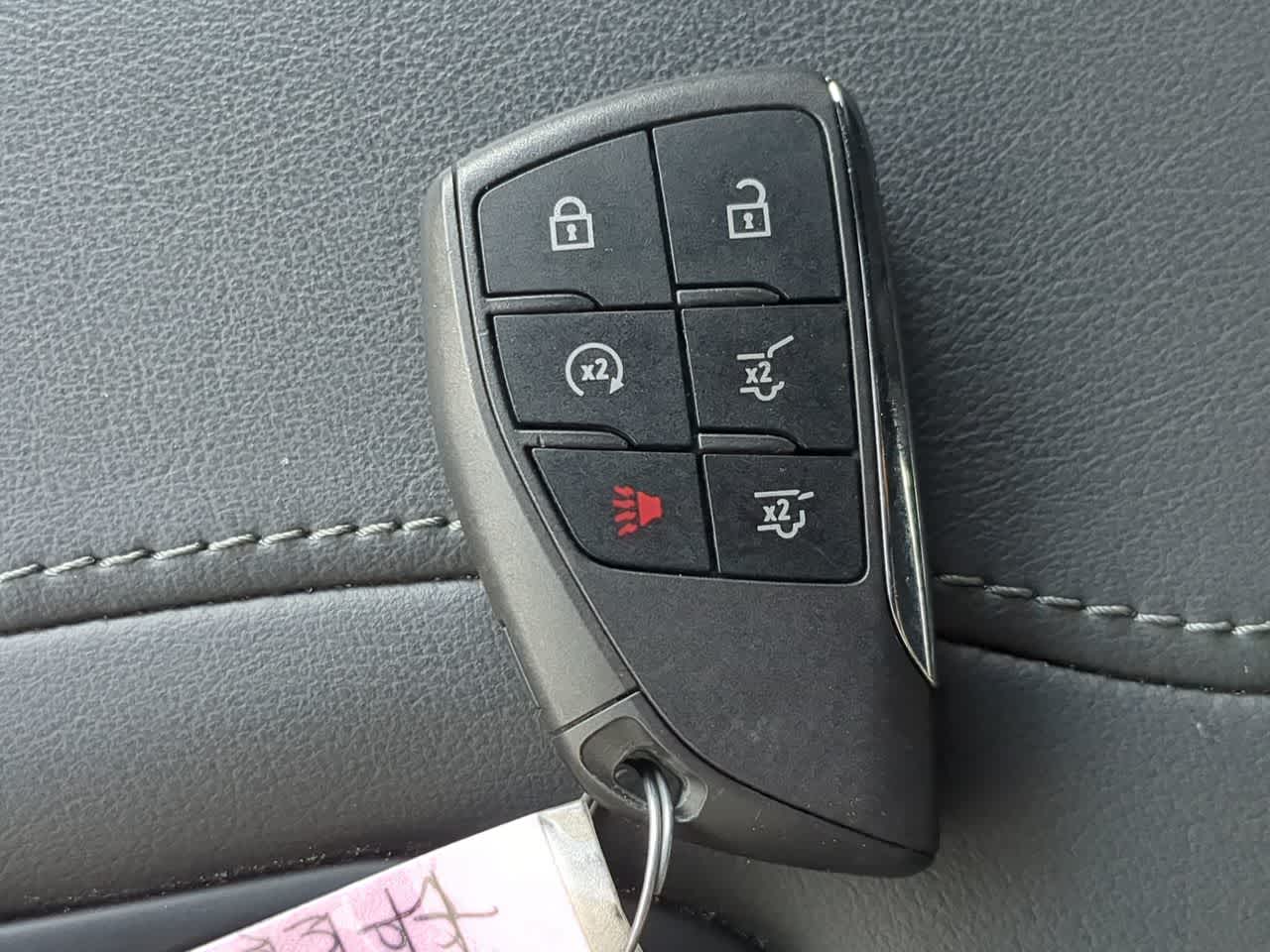 Thumbnail: 2023 Chevrolet Suburban - 32