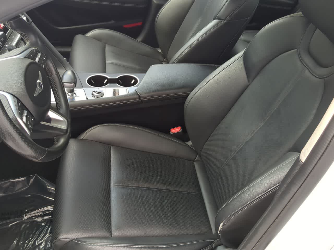 Thumbnail: 2022 Genesis G70 - 16