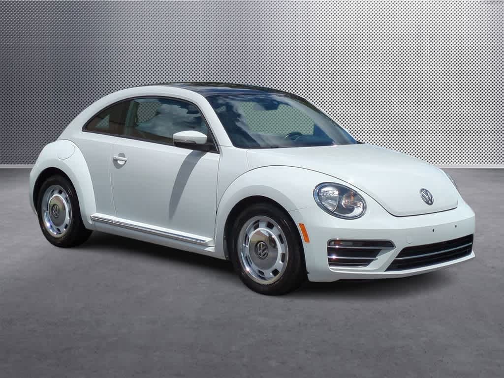 Used 2018 Volkswagen Beetle Coast with VIN 3VWFD7AT2JM704504 for sale in Orlando, FL