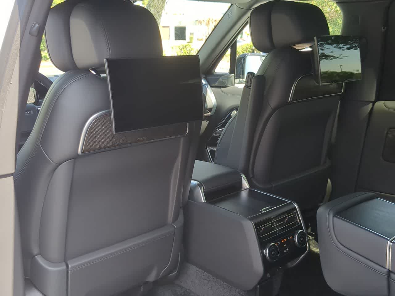 Thumbnail: 2026 Land Rover Range Rover - 19