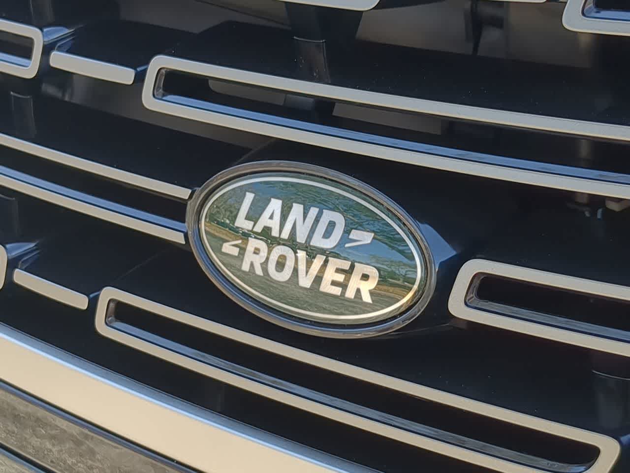 Thumbnail: 2026 Land Rover Range Rover - 12