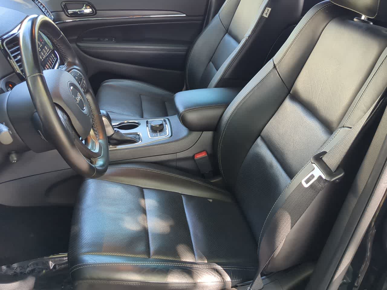 Thumbnail: 2021 Jeep Grand Cherokee - 16