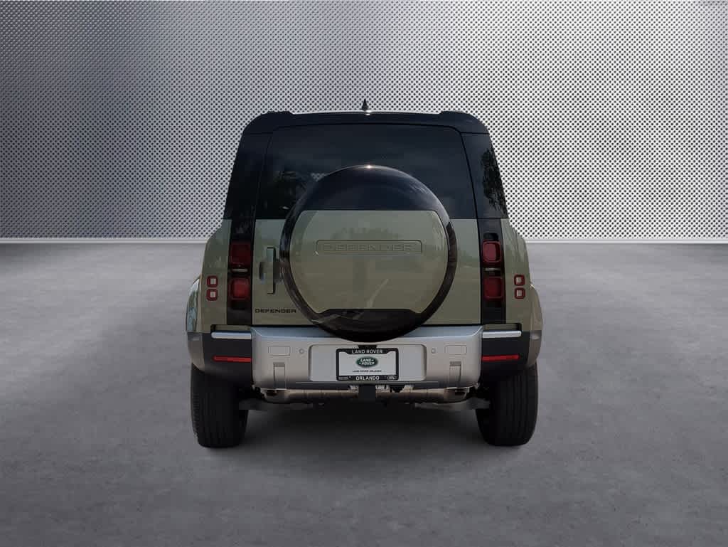 2025 Land Rover Defender 110 7