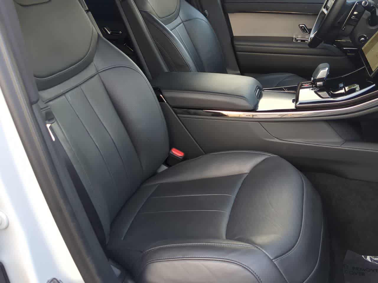 Thumbnail: 2024 Land Rover Range Rover Sport - 24