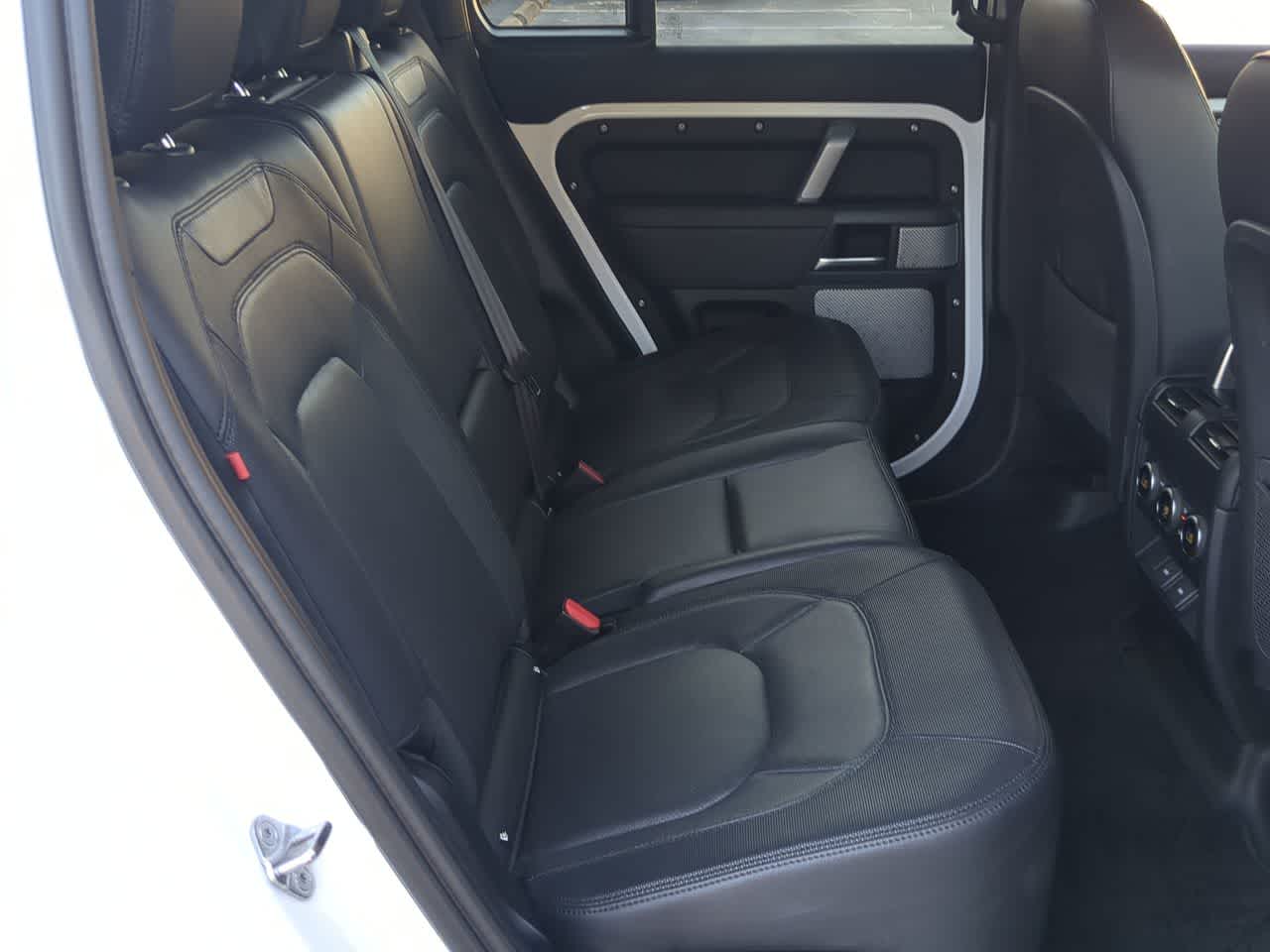 Thumbnail: 2024 Land Rover Defender - 21