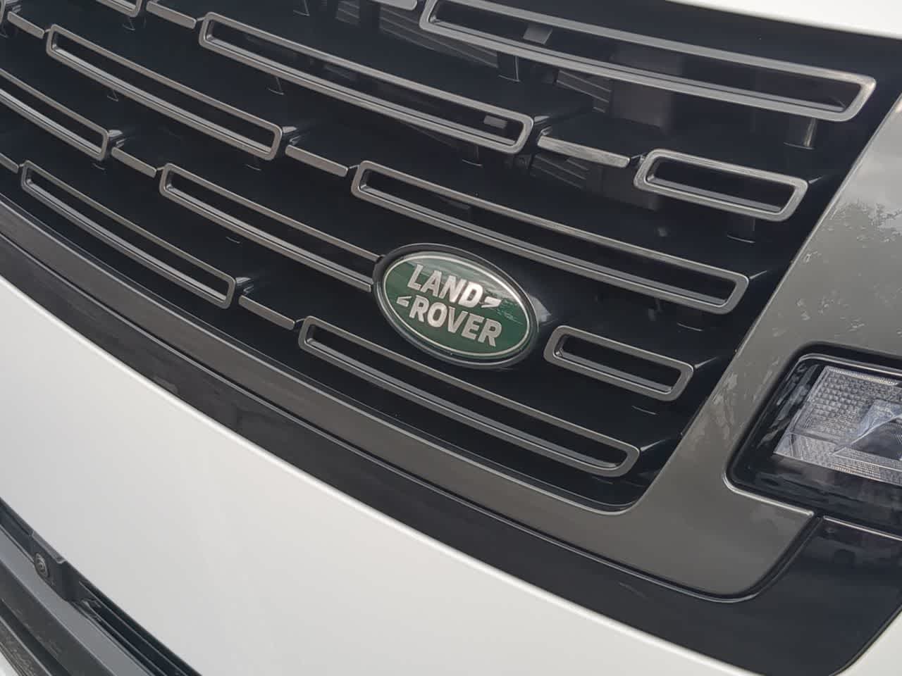 Thumbnail: 2025 Land Rover Range Rover - 12