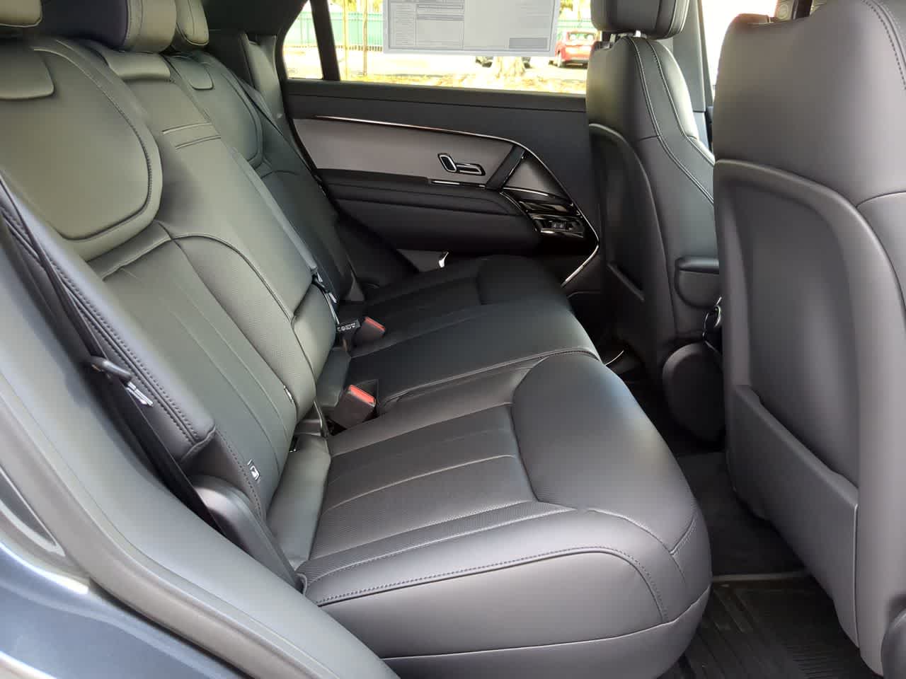 Thumbnail: 2025 Land Rover Range Rover Sport - 22