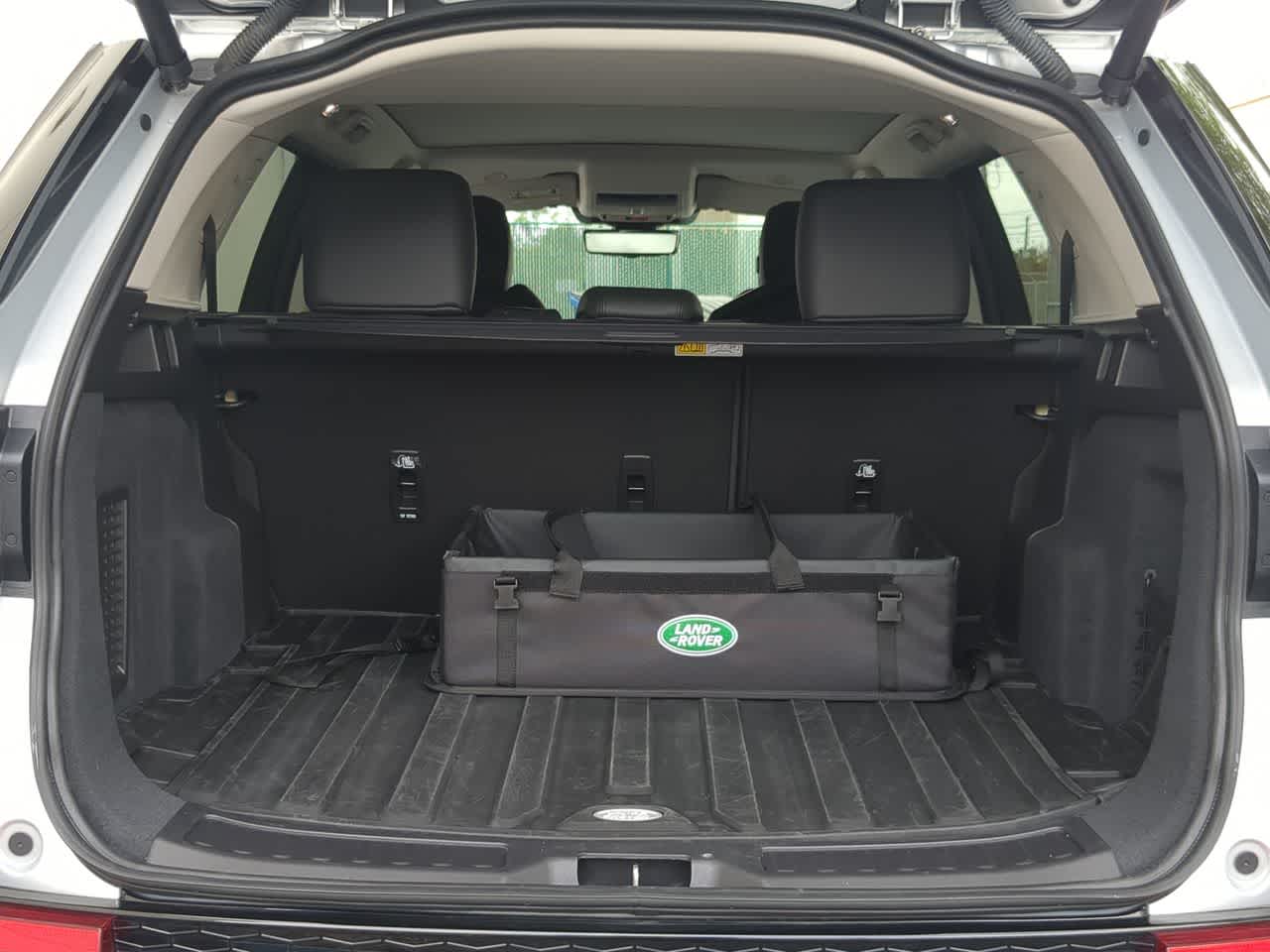 Thumbnail: 2025 Land Rover Discovery Sport - 37