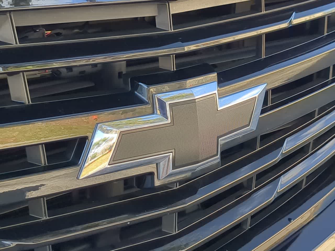Thumbnail: 2018 Chevrolet Tahoe - 11