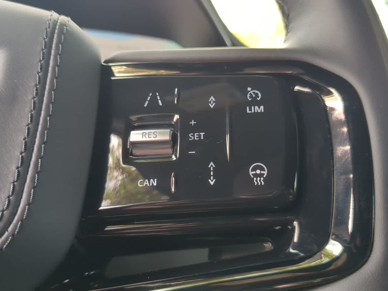 Thumbnail: 2026 Land Rover Range Rover Sport - 27