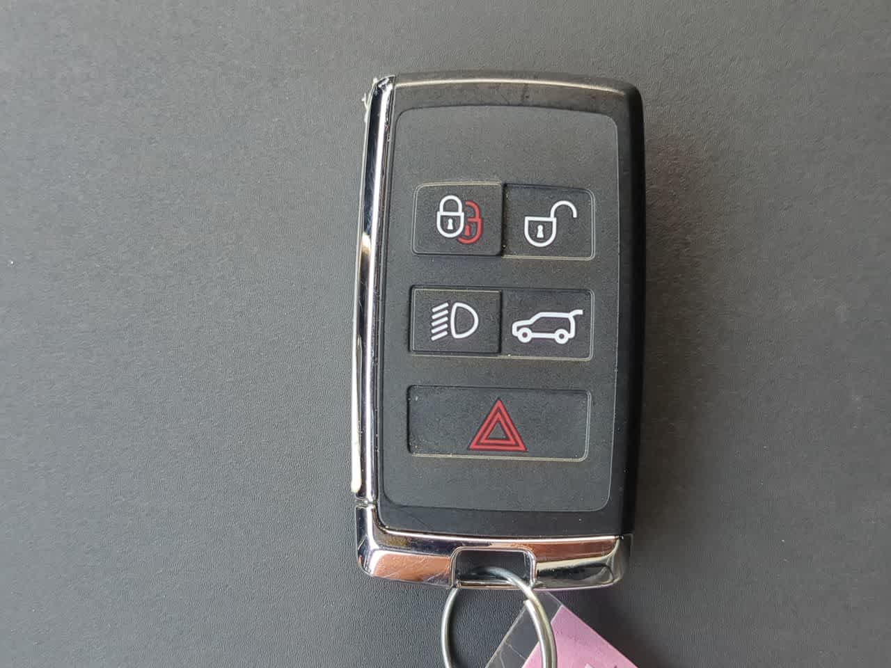 Thumbnail: 2025 Land Rover Discovery Sport - 38