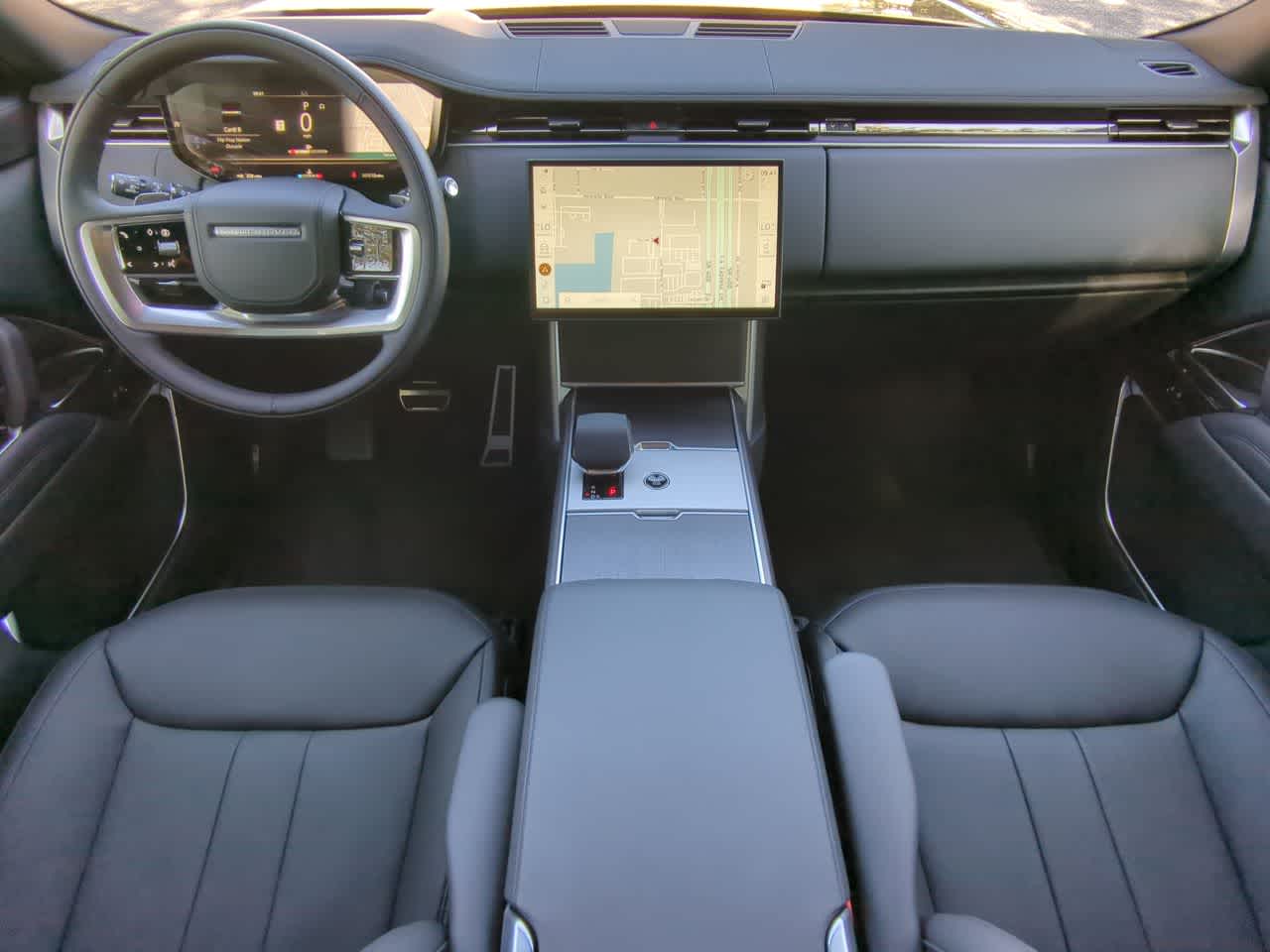 Thumbnail: 2025 Land Rover Range Rover - 15