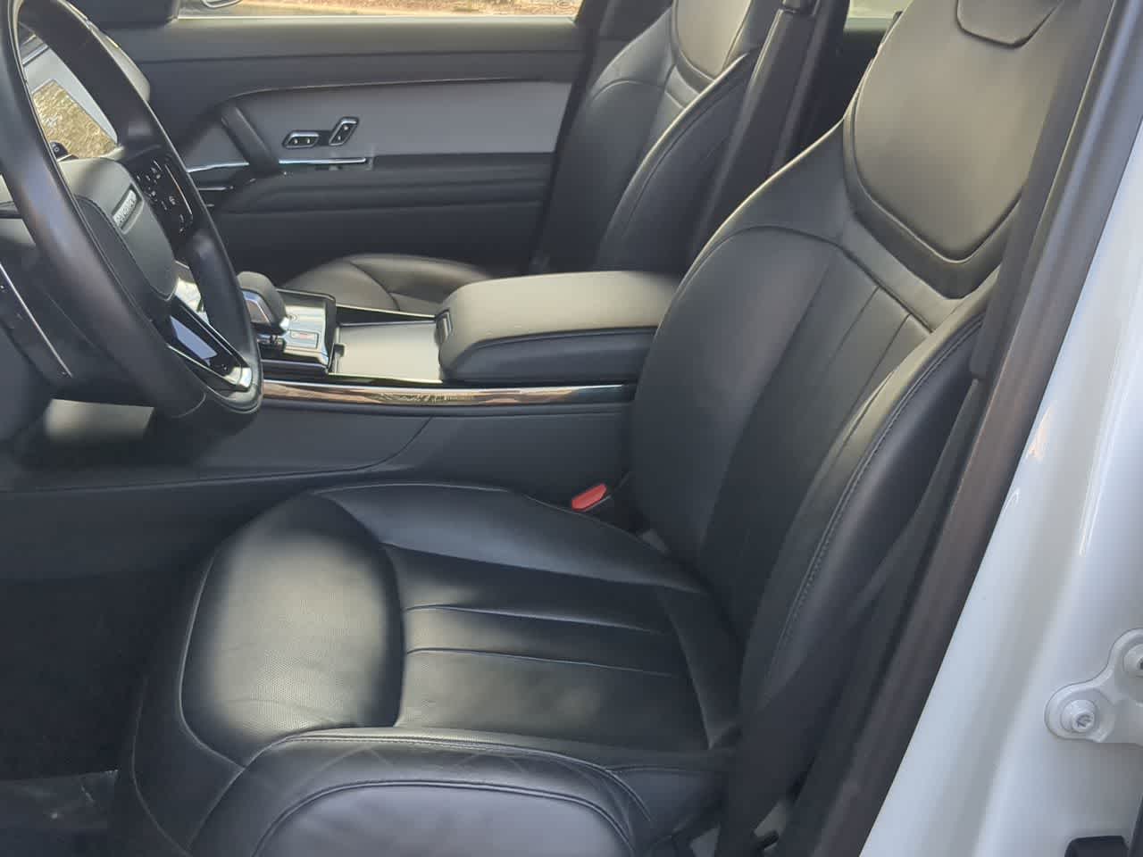 Thumbnail: 2024 Land Rover Range Rover Sport - 15