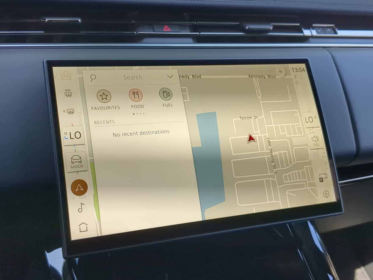 Thumbnail: 2026 Land Rover Range Rover Sport - 31