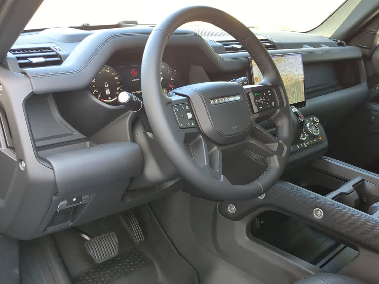Thumbnail: 2025 Land Rover Defender - 10