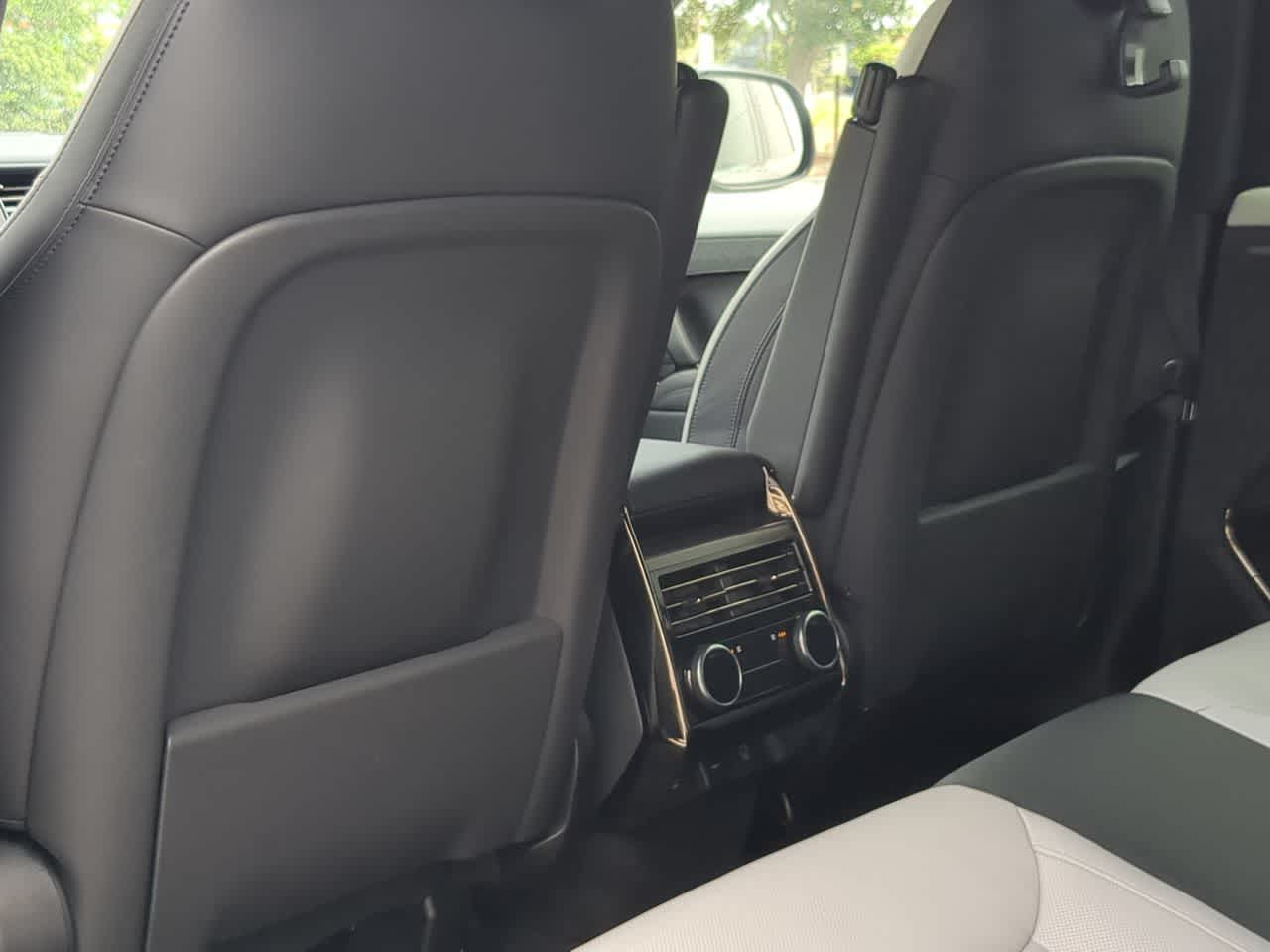 Thumbnail: 2025 Land Rover Range Rover Sport - 19