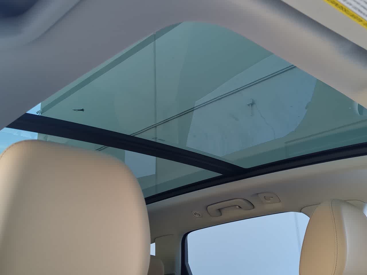 Thumbnail: 2025 Audi Q7 - 18