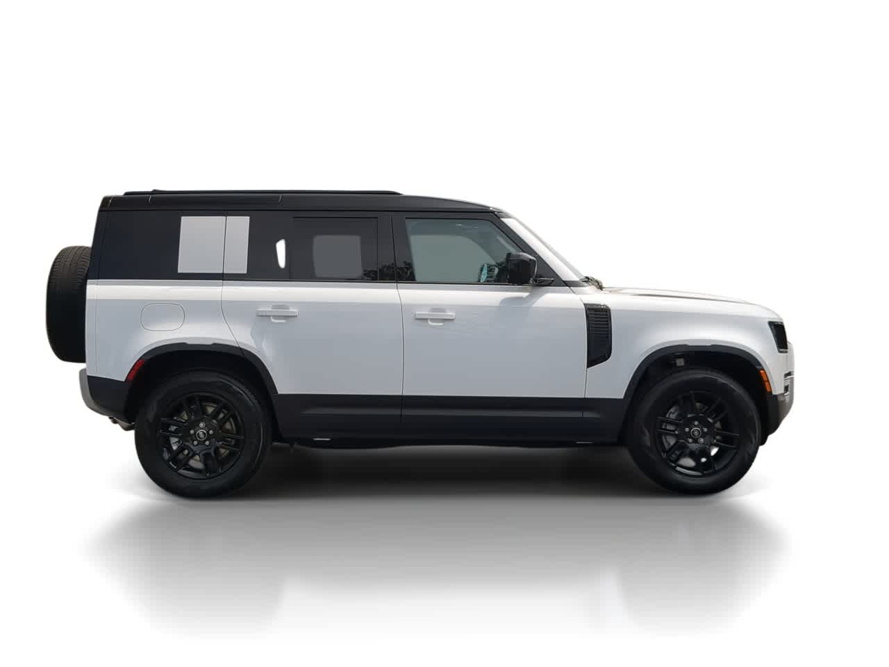 Thumbnail: 2025 Land Rover Defender - 9