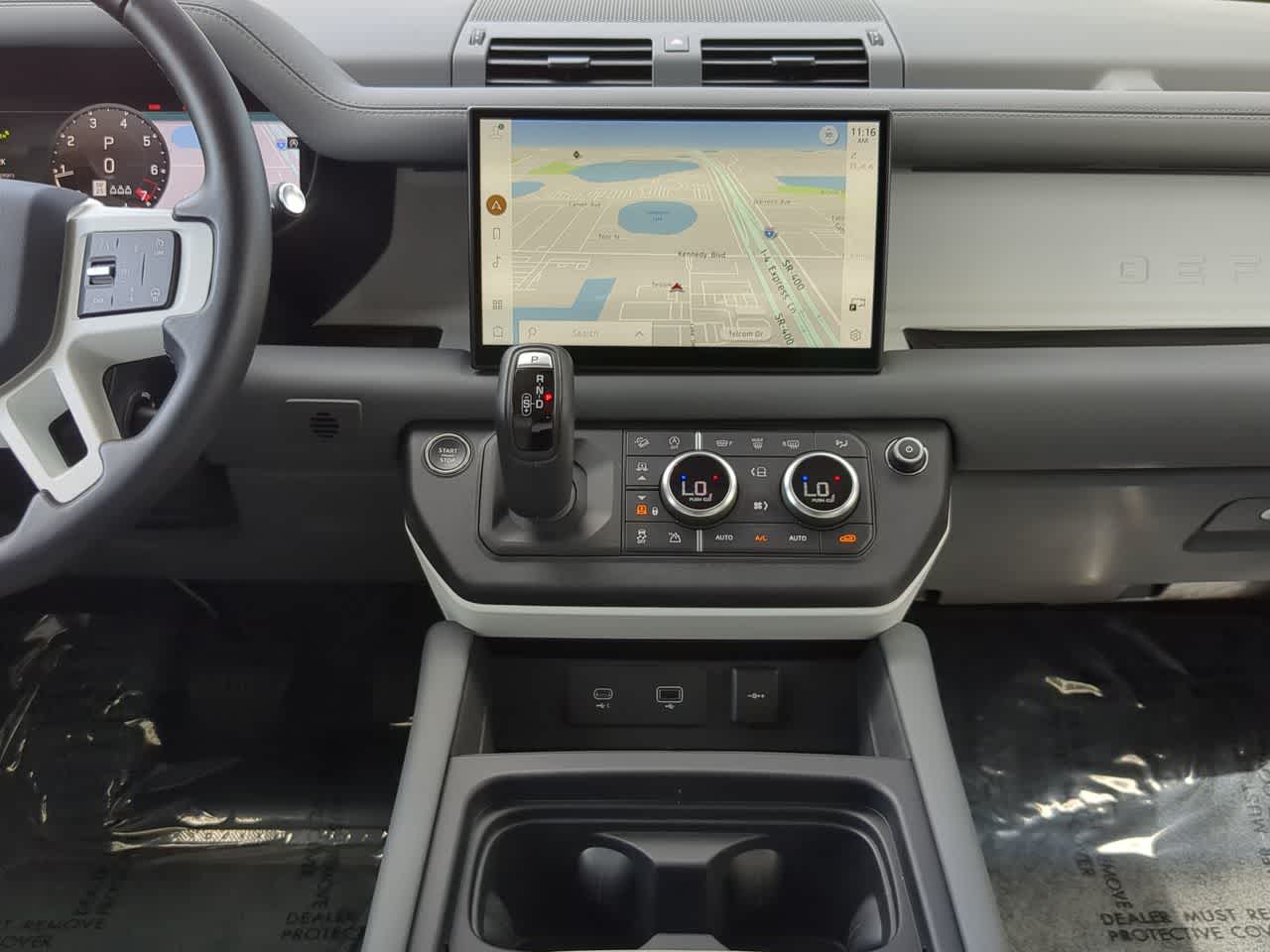 Thumbnail: 2024 Land Rover Defender - 30