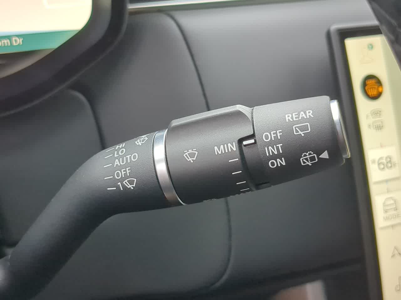 Thumbnail: 2025 Land Rover Range Rover - 27