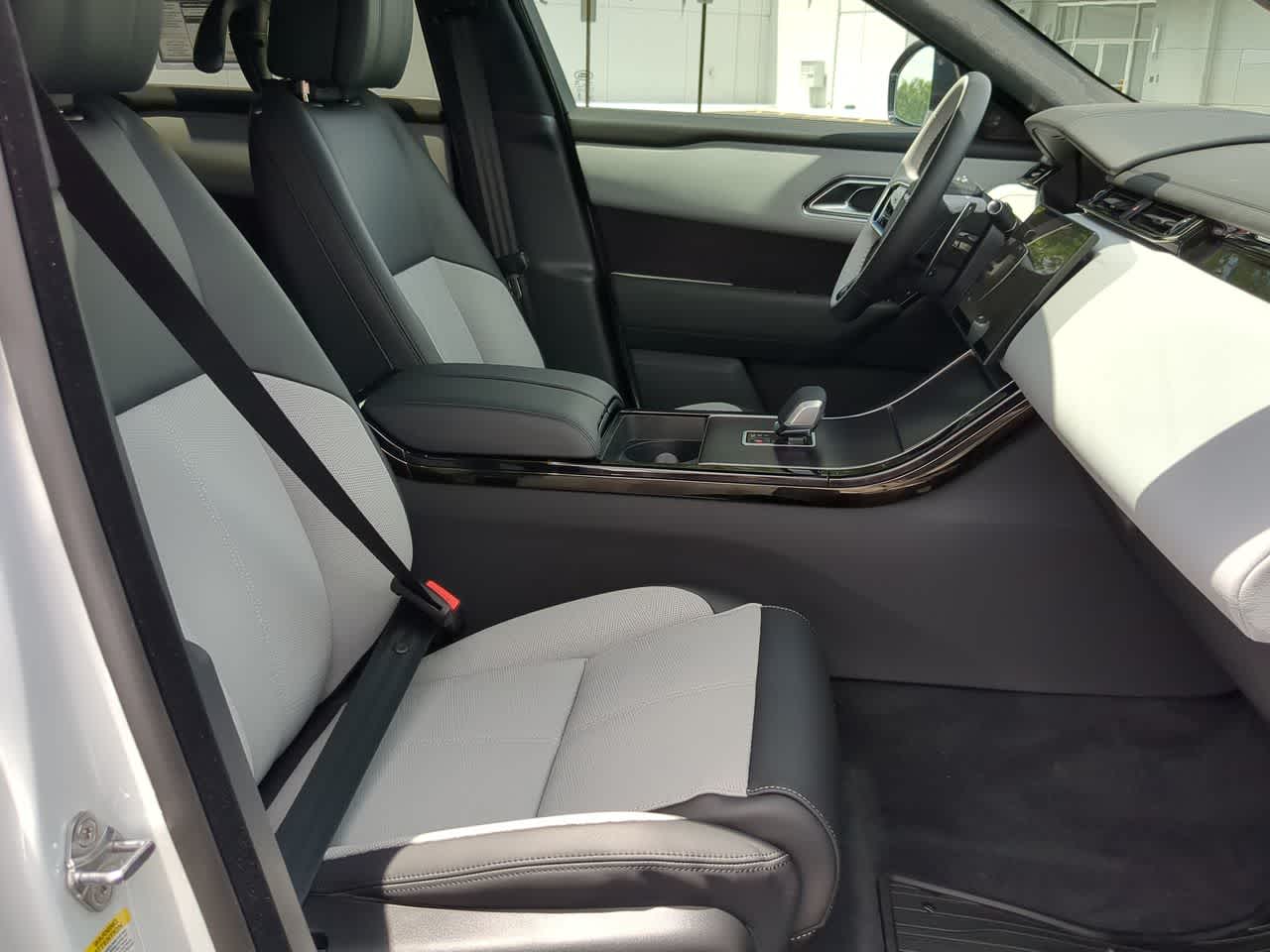 Thumbnail: 2026 Land Rover Range Rover Velar - 23