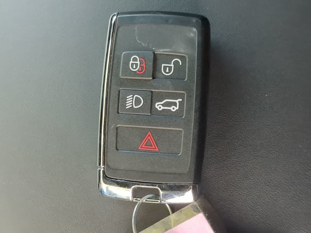 Thumbnail: 2024 Land Rover Defender - 38