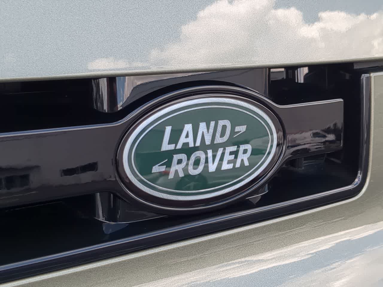 Thumbnail: 2025 Land Rover Defender - 12