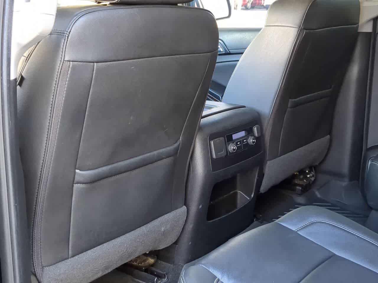 Thumbnail: 2018 Chevrolet Tahoe - 17