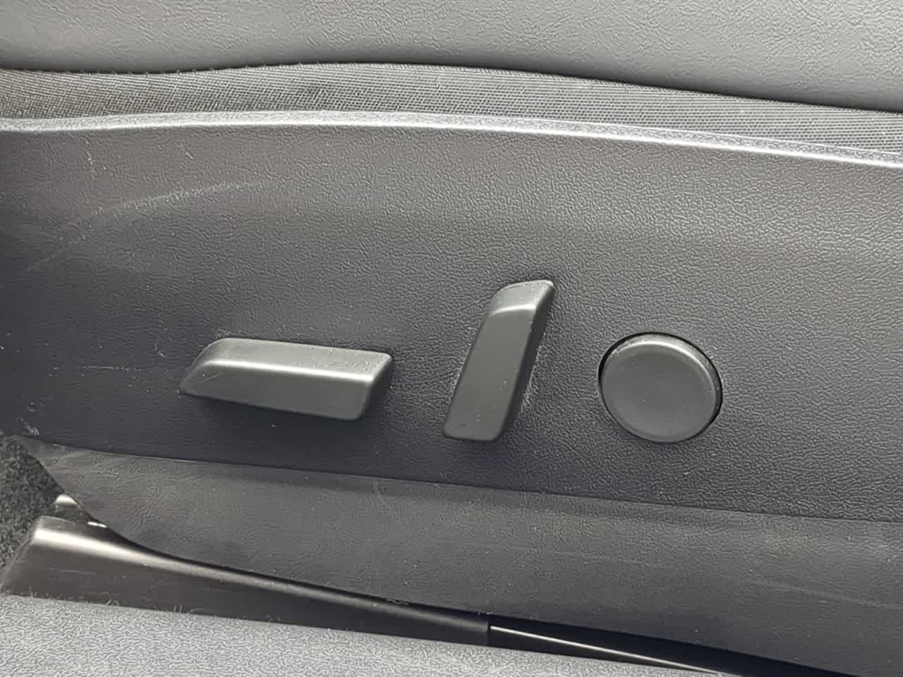 Thumbnail: 2020 Tesla Model 3 - 16