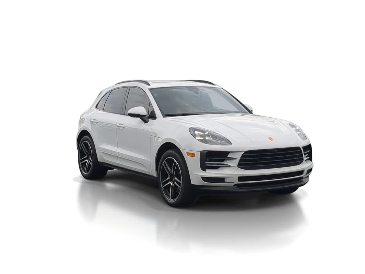 Thumbnail: 2021 Porsche Macan - 2